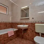 Апартаменти Roza